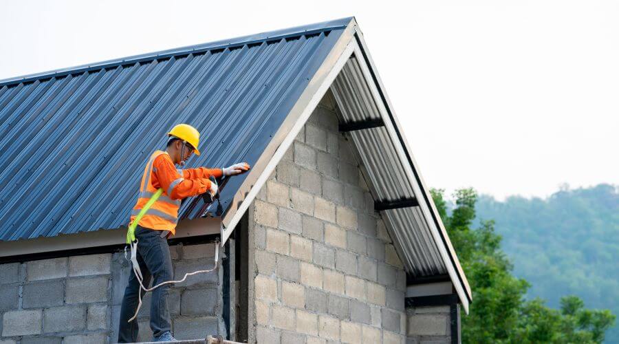 Expert Emergency Roof Repairs services in Wapella, IL